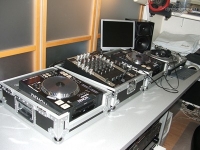 Henk-s-DJ-Booth-Jan-11
